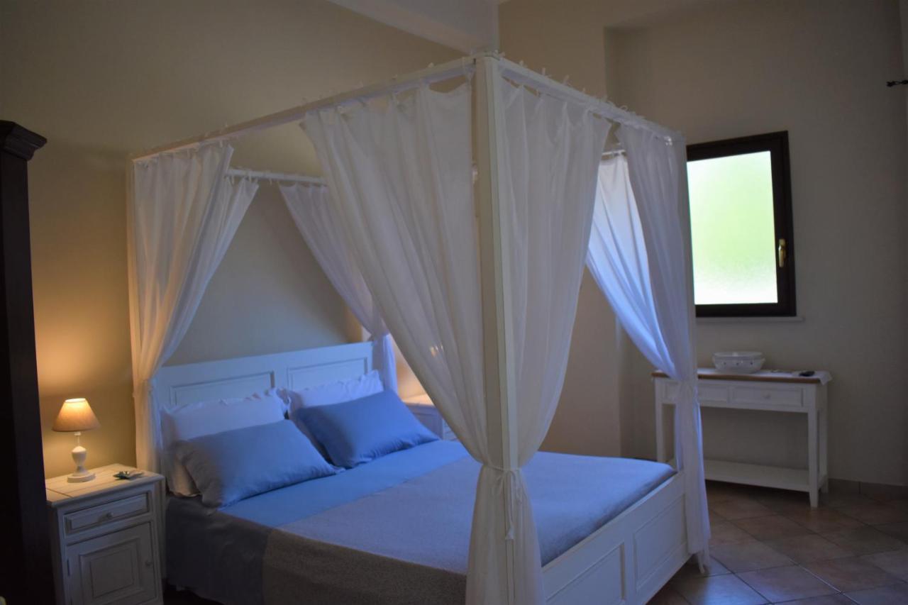 B&B Li Ccoti Cannole Екстериор снимка