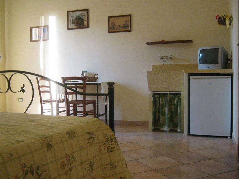 B&B Li Ccoti Cannole Екстериор снимка