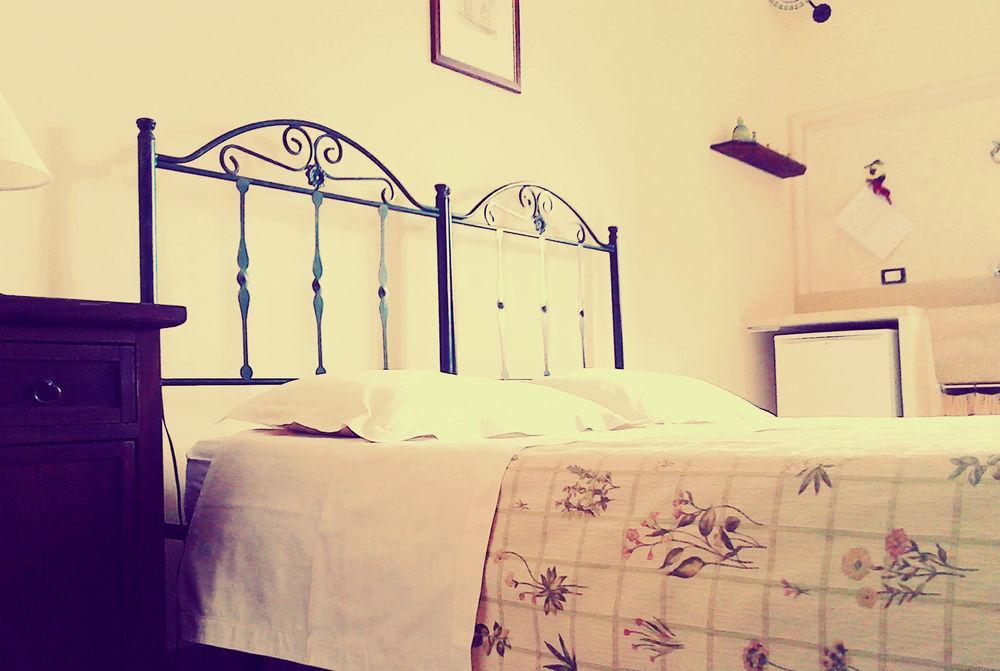 B&B Li Ccoti Cannole Екстериор снимка