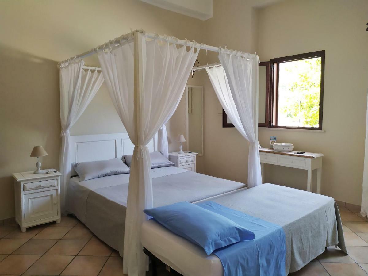 B&B Li Ccoti Cannole Екстериор снимка