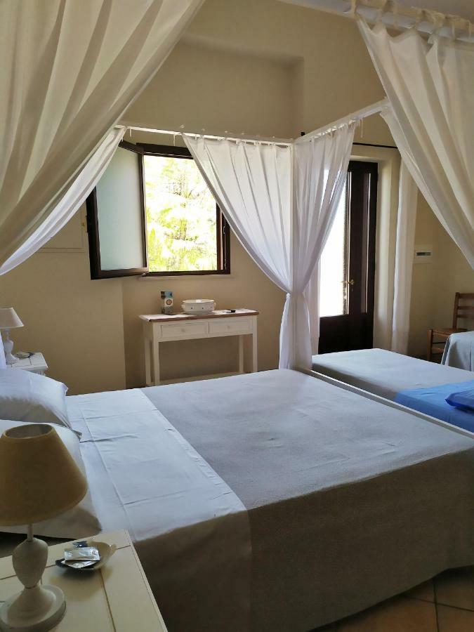 B&B Li Ccoti Cannole Екстериор снимка